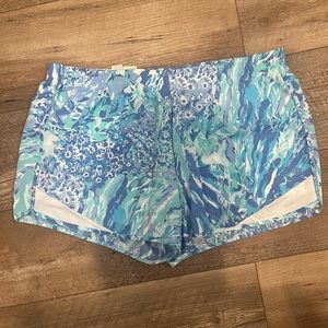 Lilly Pulitzer 4” Luxletic Ocean Trail Shorts